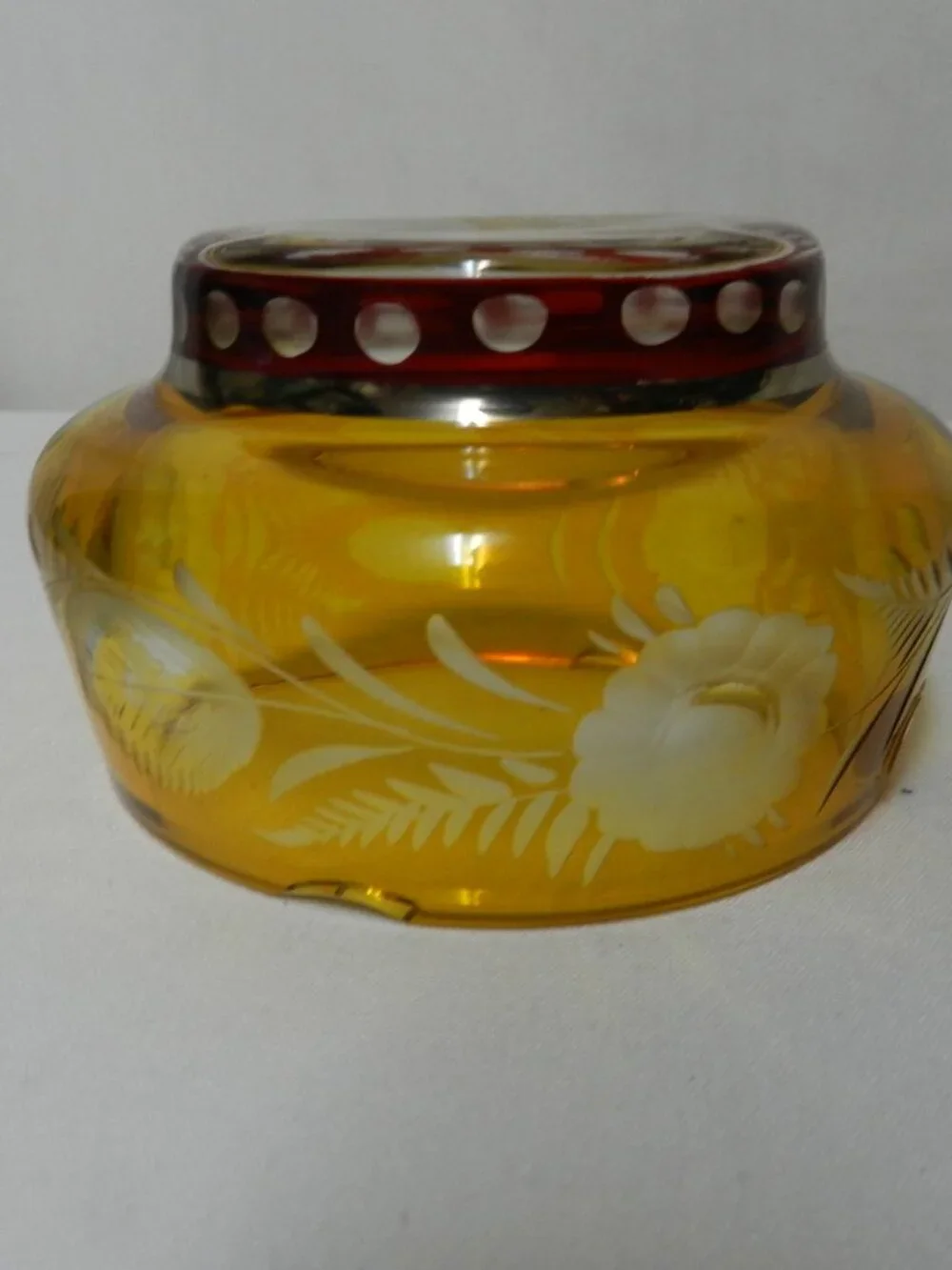 Bohemia Vintage Crystal w/Sticker Amber & Ruby glass small Ashtray Pedestal Bowl